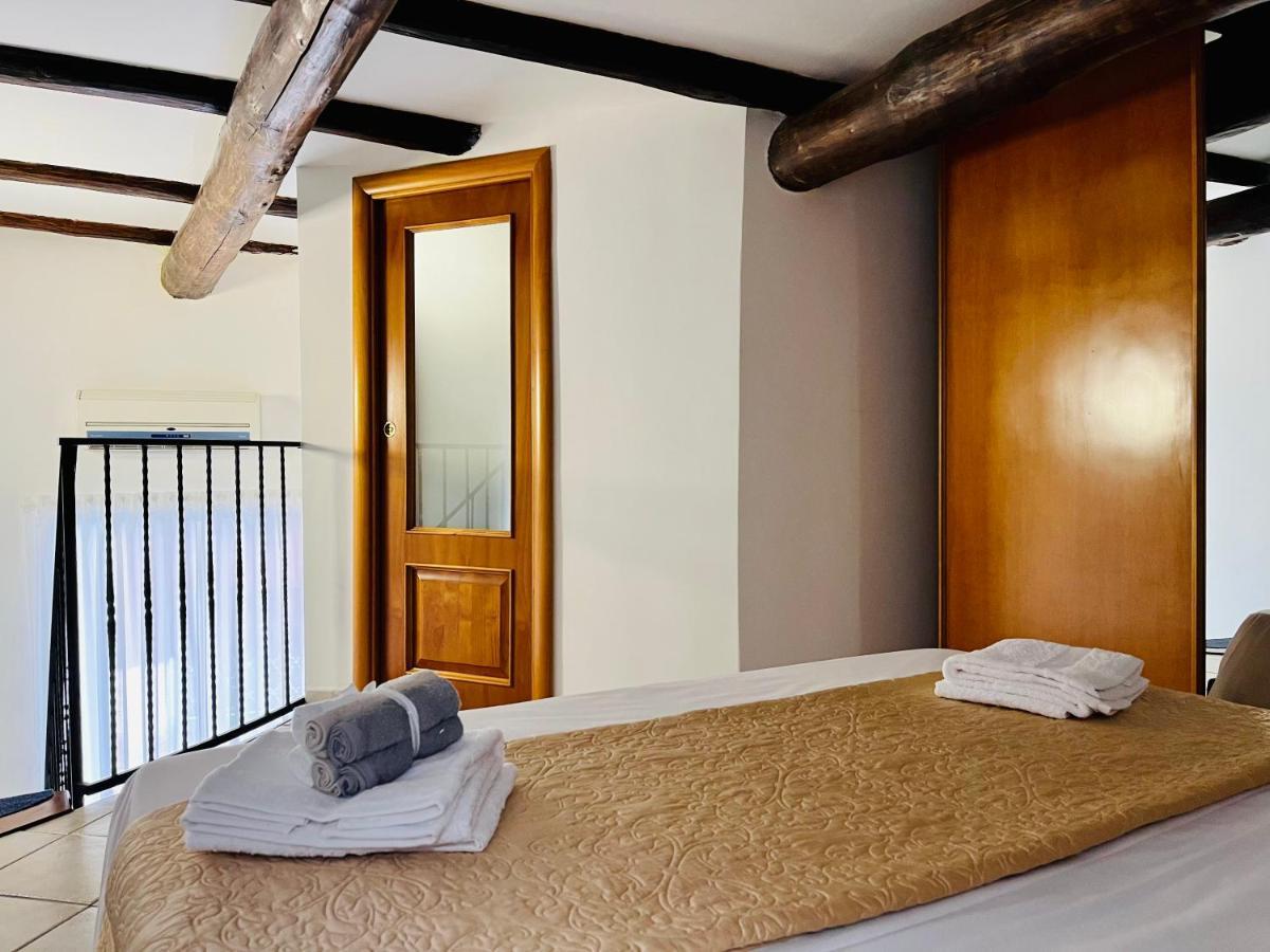Gesu Nuovo Apartment Napels Buitenkant foto